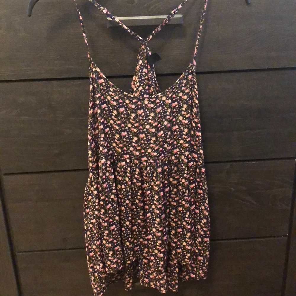 Black and pink floral print TOP : Forever 21